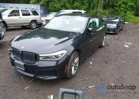 2019 BMW 640I Gran Turismo xDrive z USA, uszkodzony, nr VIN WBAJV6C54KBK08483